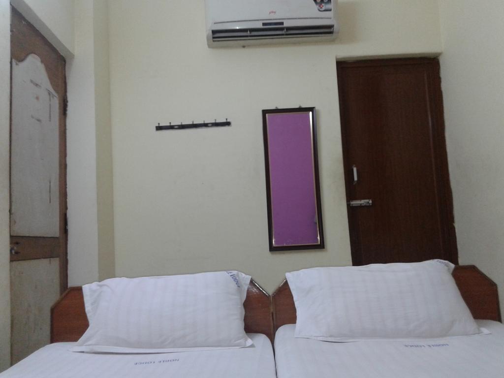 Hotel Noble Residency Tirupati Pokoj fotografie